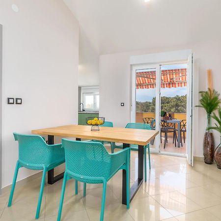 Apartment Vito With Sea View Fažana Cameră foto