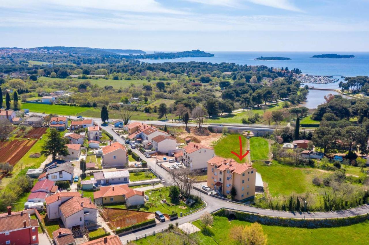 Apartment Vito With Sea View Fažana Exterior foto
